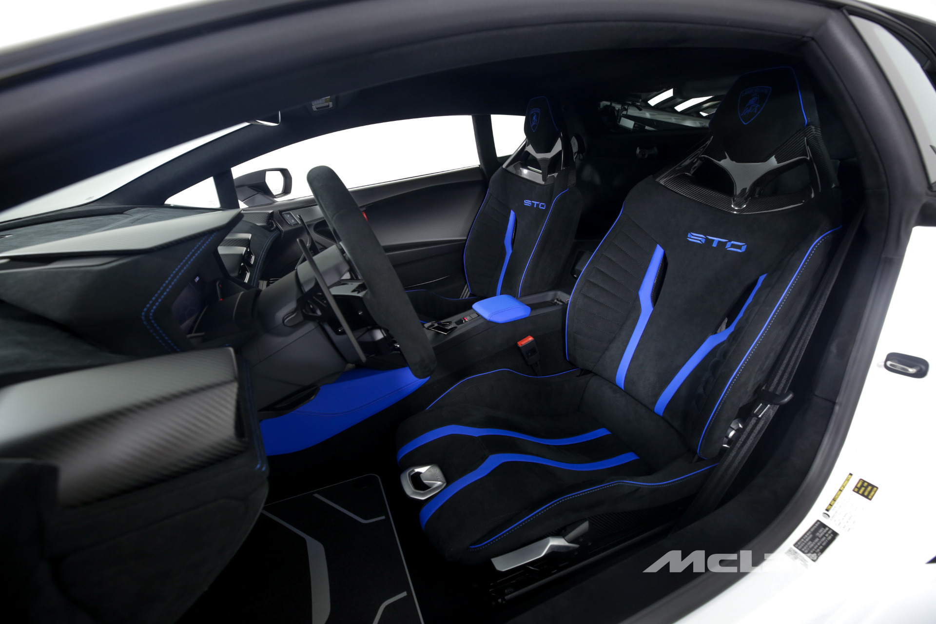 2021 LAMBORGHINI HURACAN STO, 9/19