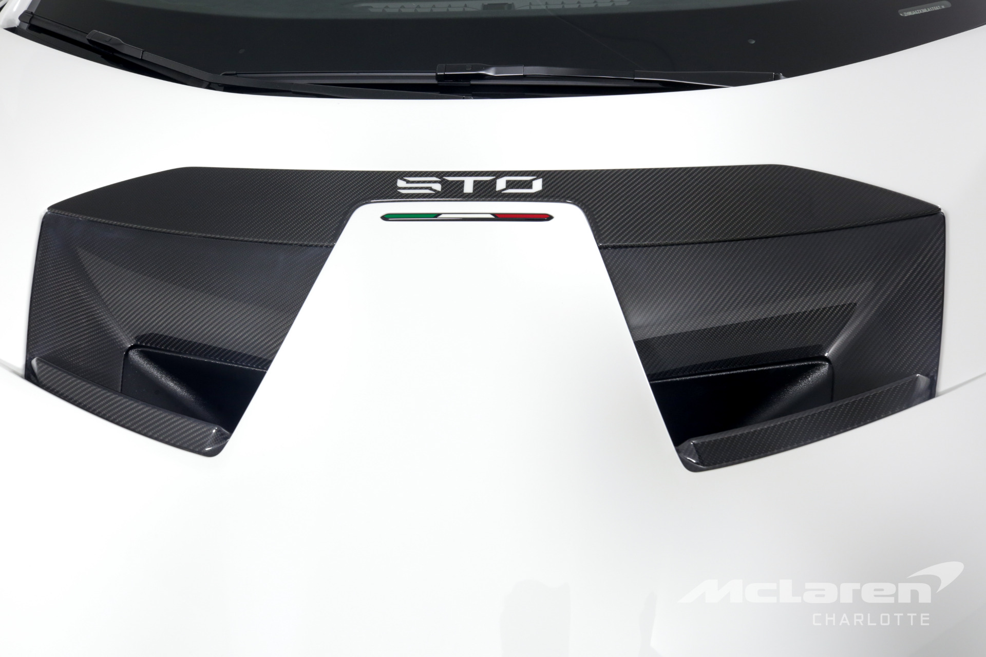 2021 LAMBORGHINI HURACAN STO, 18/19