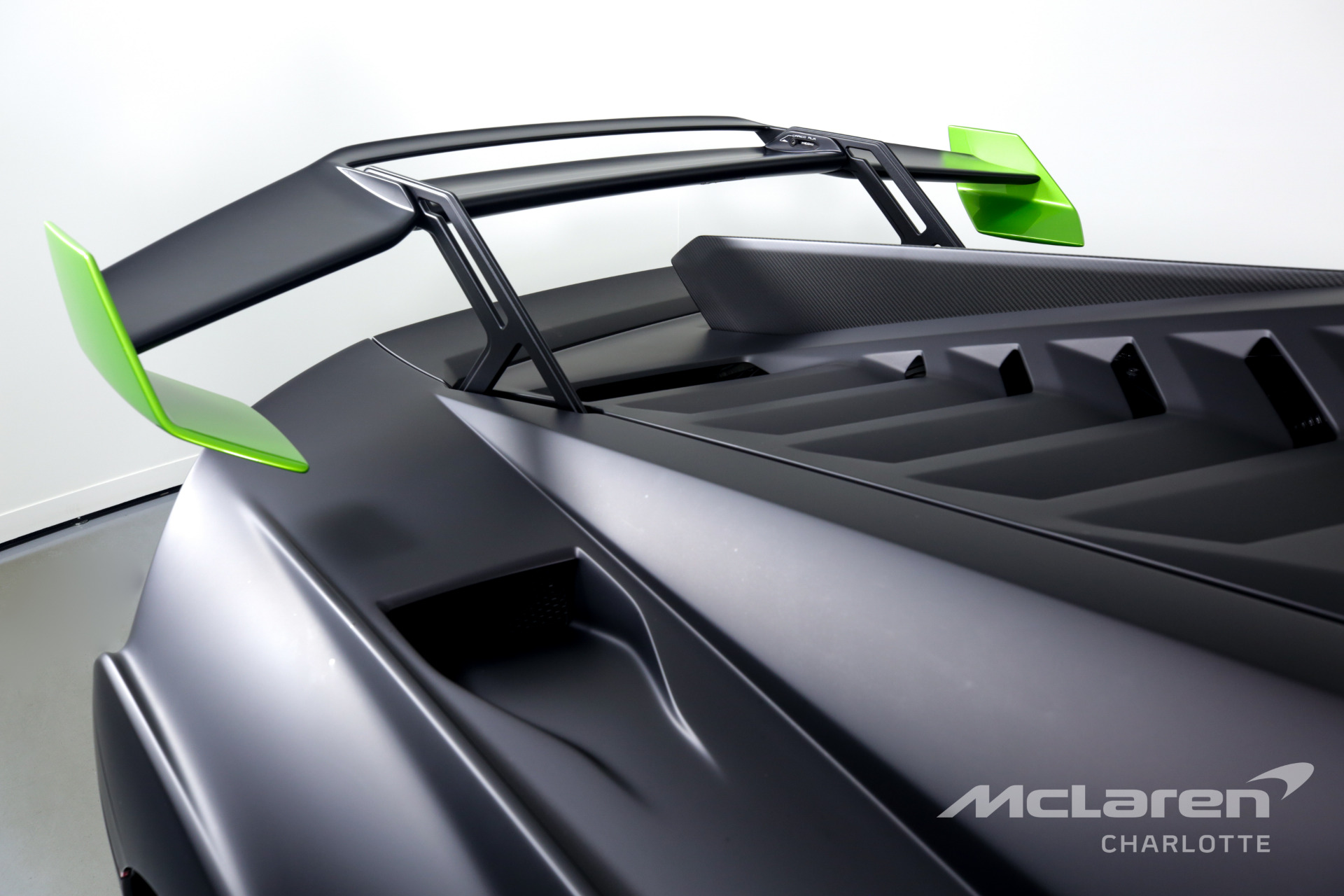 2022 LAMBORGHINI HURACAN STO, 18/20