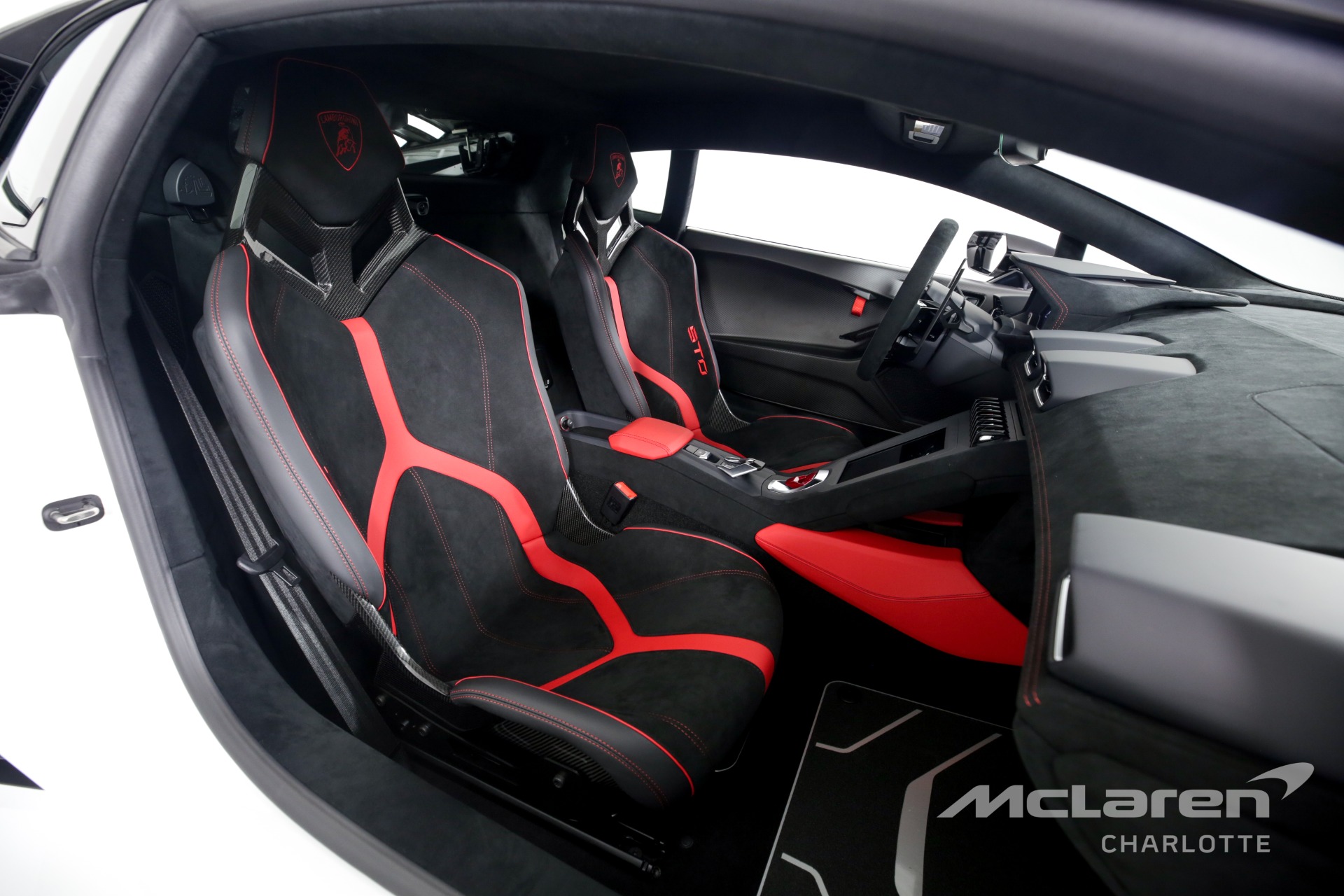 2022 LAMBORGHINI HURACAN STO, 7/17