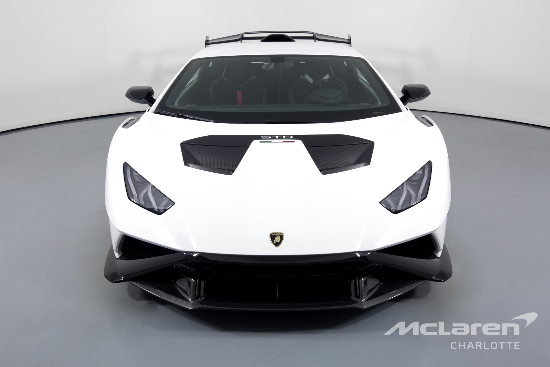 2022 LAMBORGHINI HURACAN STO, 16/17