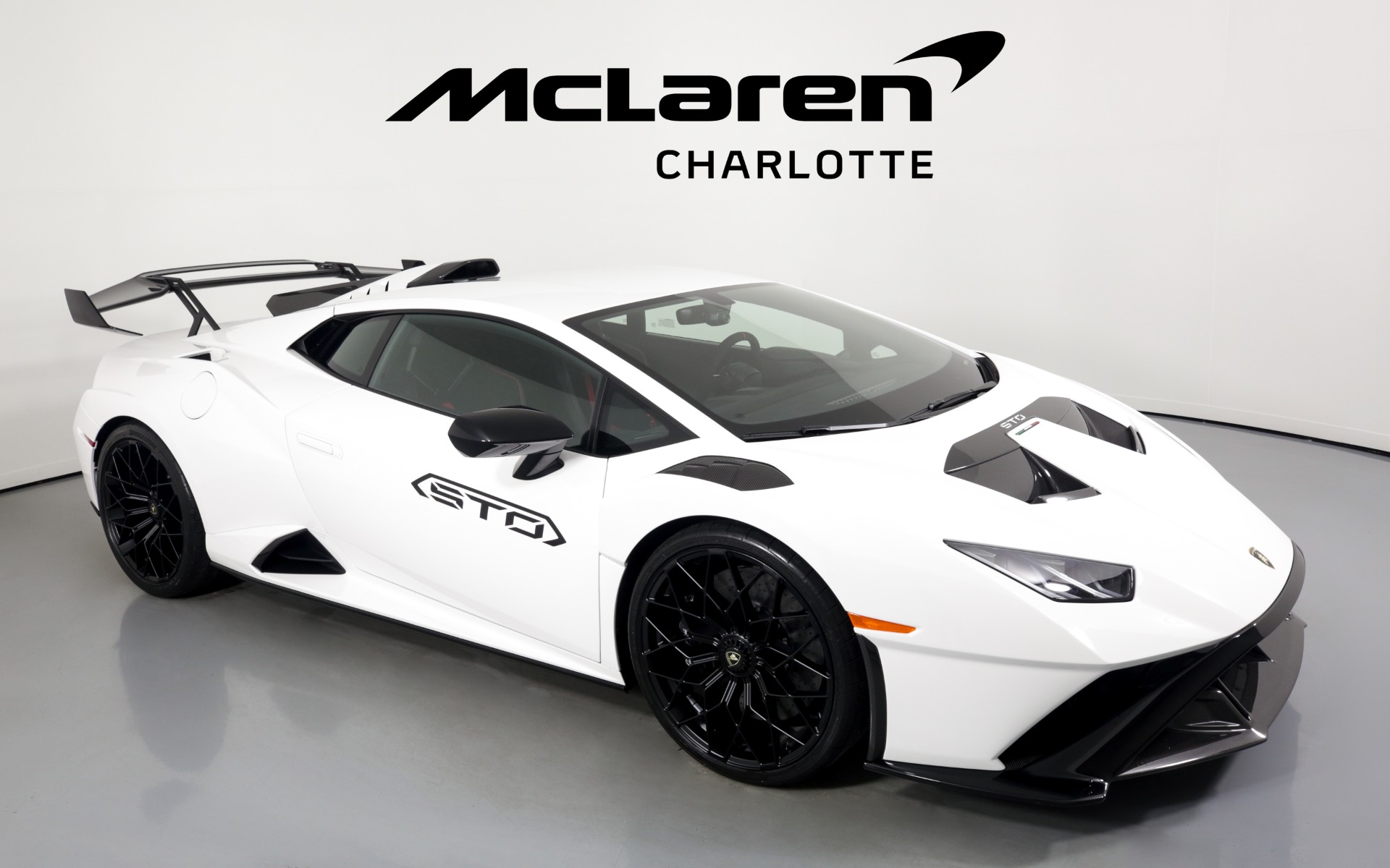 2022 LAMBORGHINI HURACAN STO, 17/17