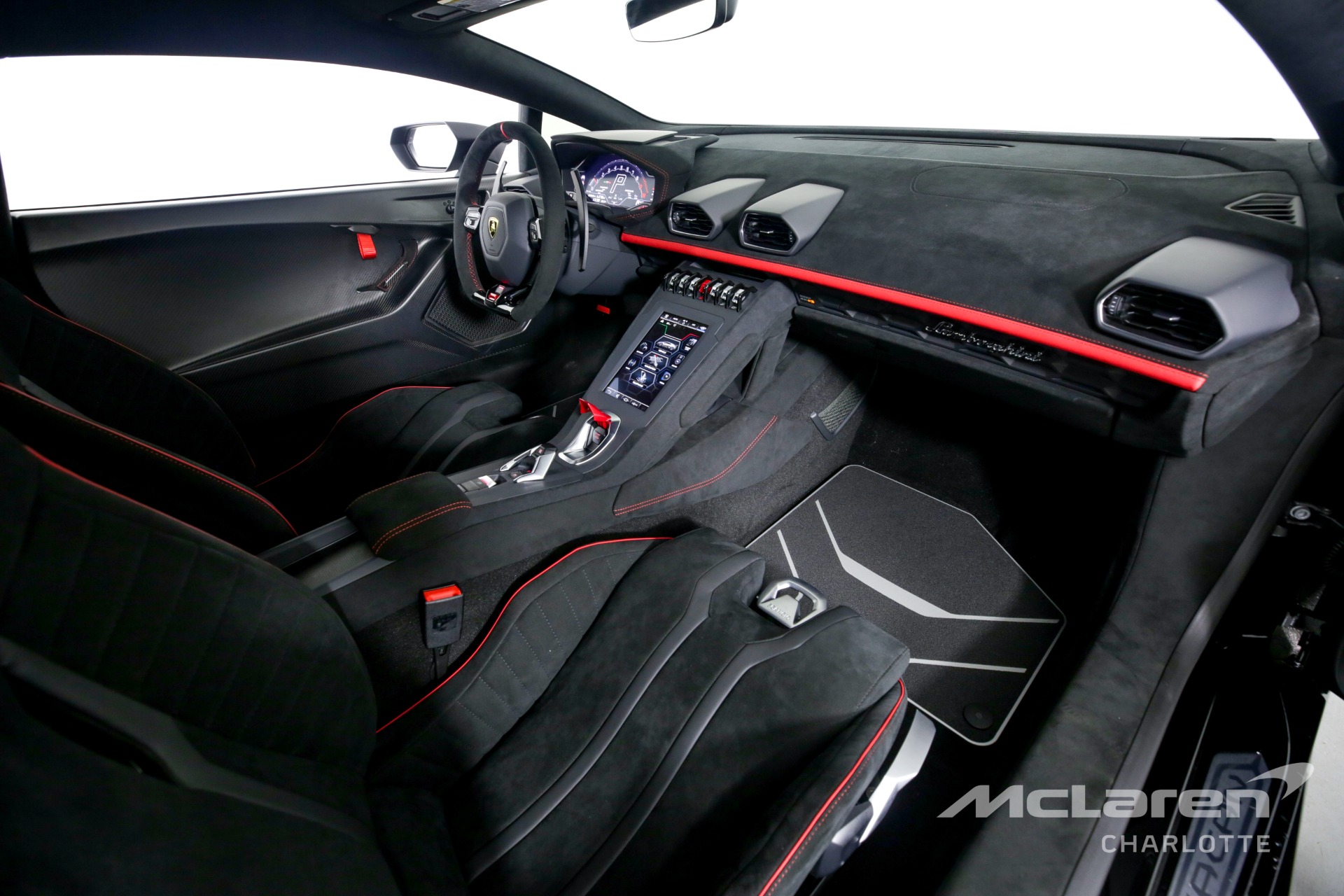 2022 LAMBORGHINI HURACAN STO, 4/18