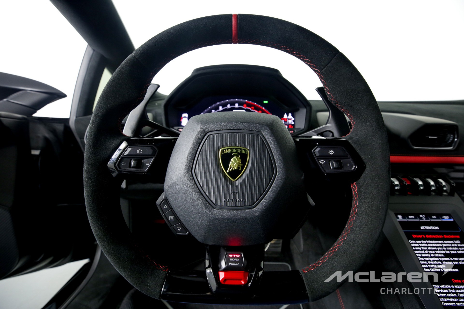 2022 LAMBORGHINI HURACAN STO, 8/18