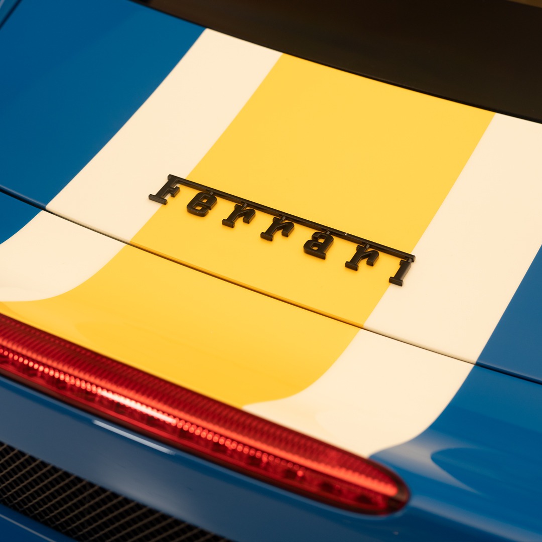 2014 Ferrari 458 Speciale, 17/19