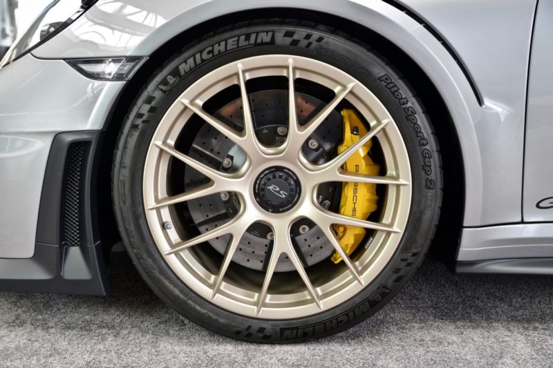 2018 Porsche 911 GT2RS WEISSACH PACKAGE, 13/20