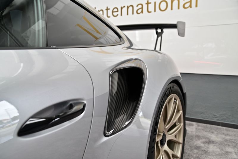 2018 Porsche 911 GT2RS WEISSACH PACKAGE, 17/20