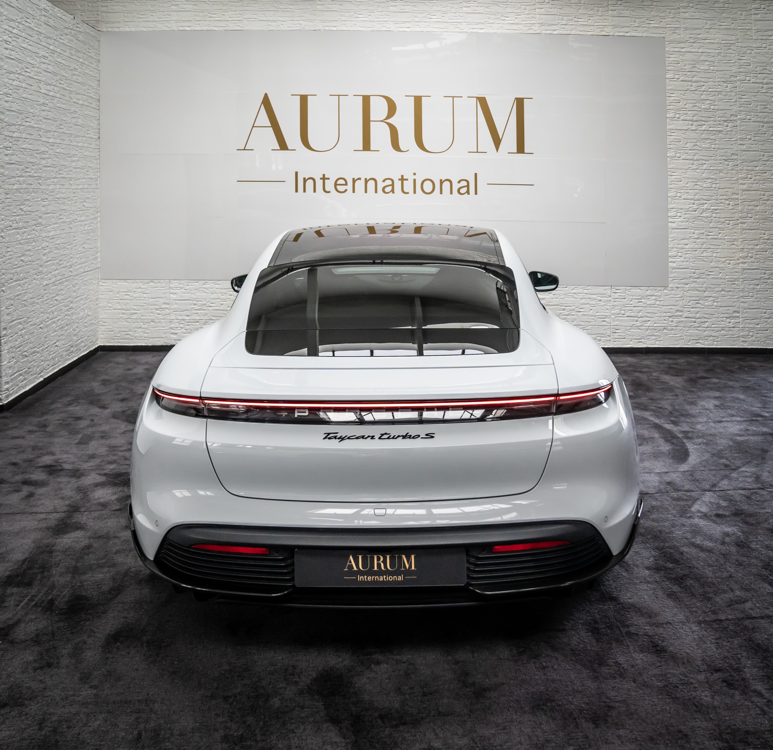 2020 Porsche Taycan TURBO S, 4/10