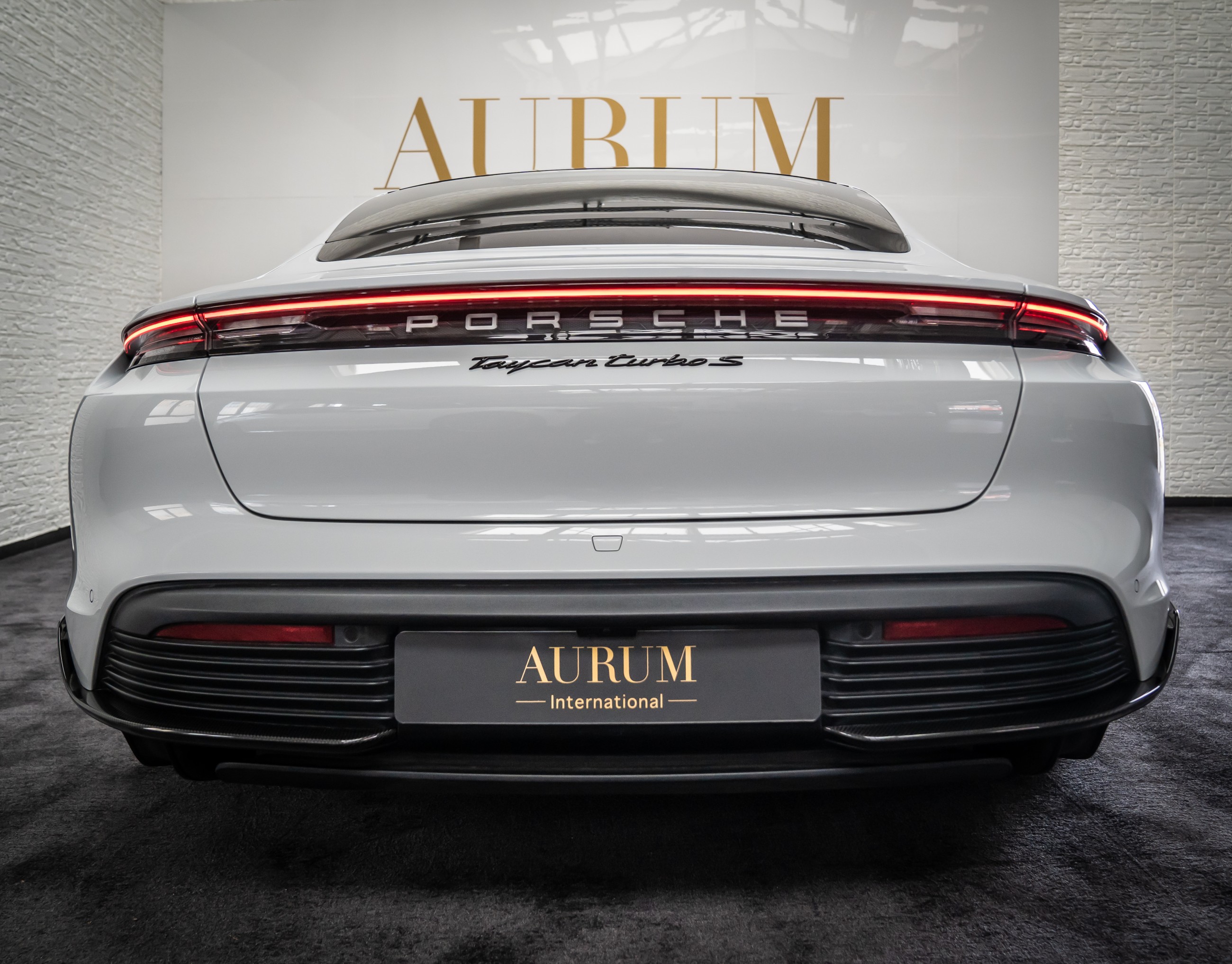2020 Porsche Taycan TURBO S, 6/10