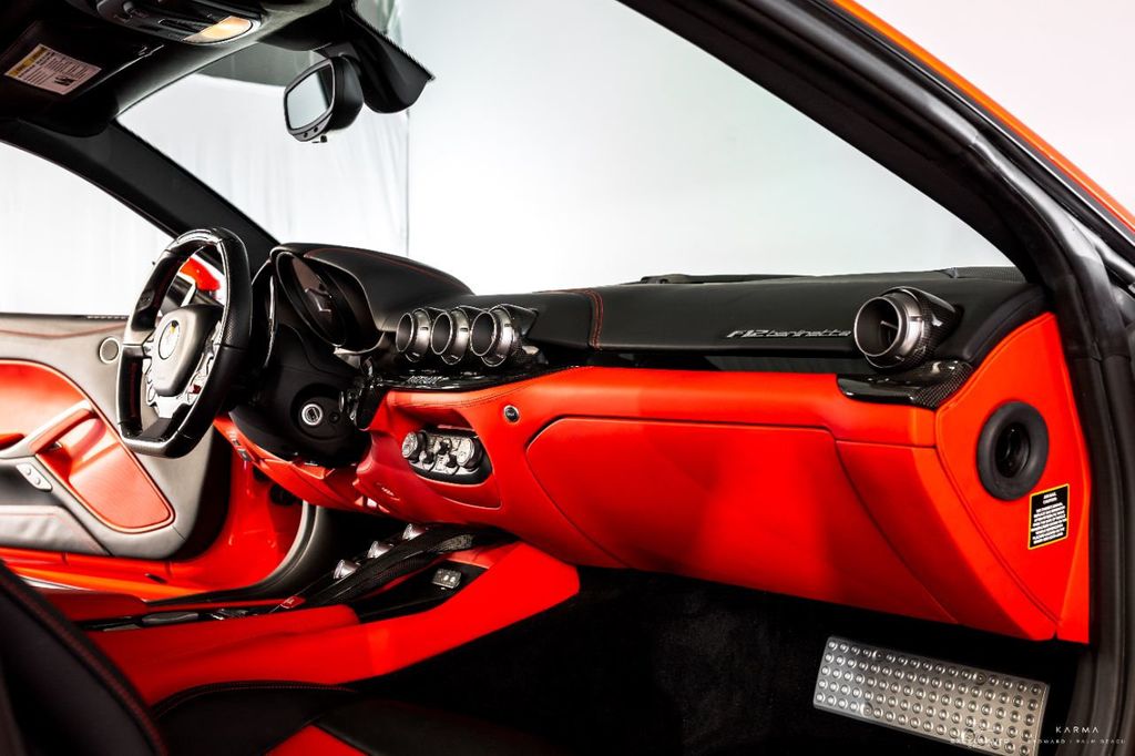 2017 FERRARI F12 BERLINETTA, 19/20