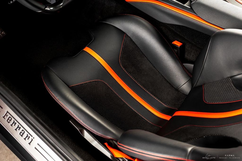 2021 FERRARI 812 GTS, 17/18