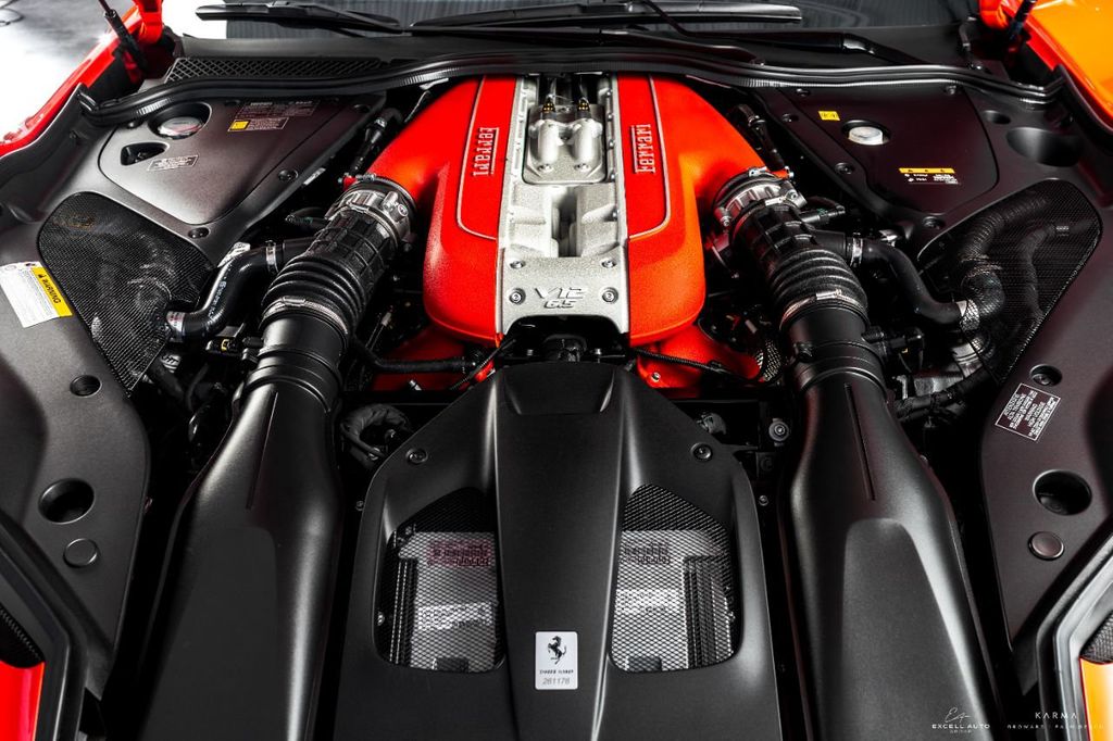 2021 FERRARI 812 GTS, 18/18