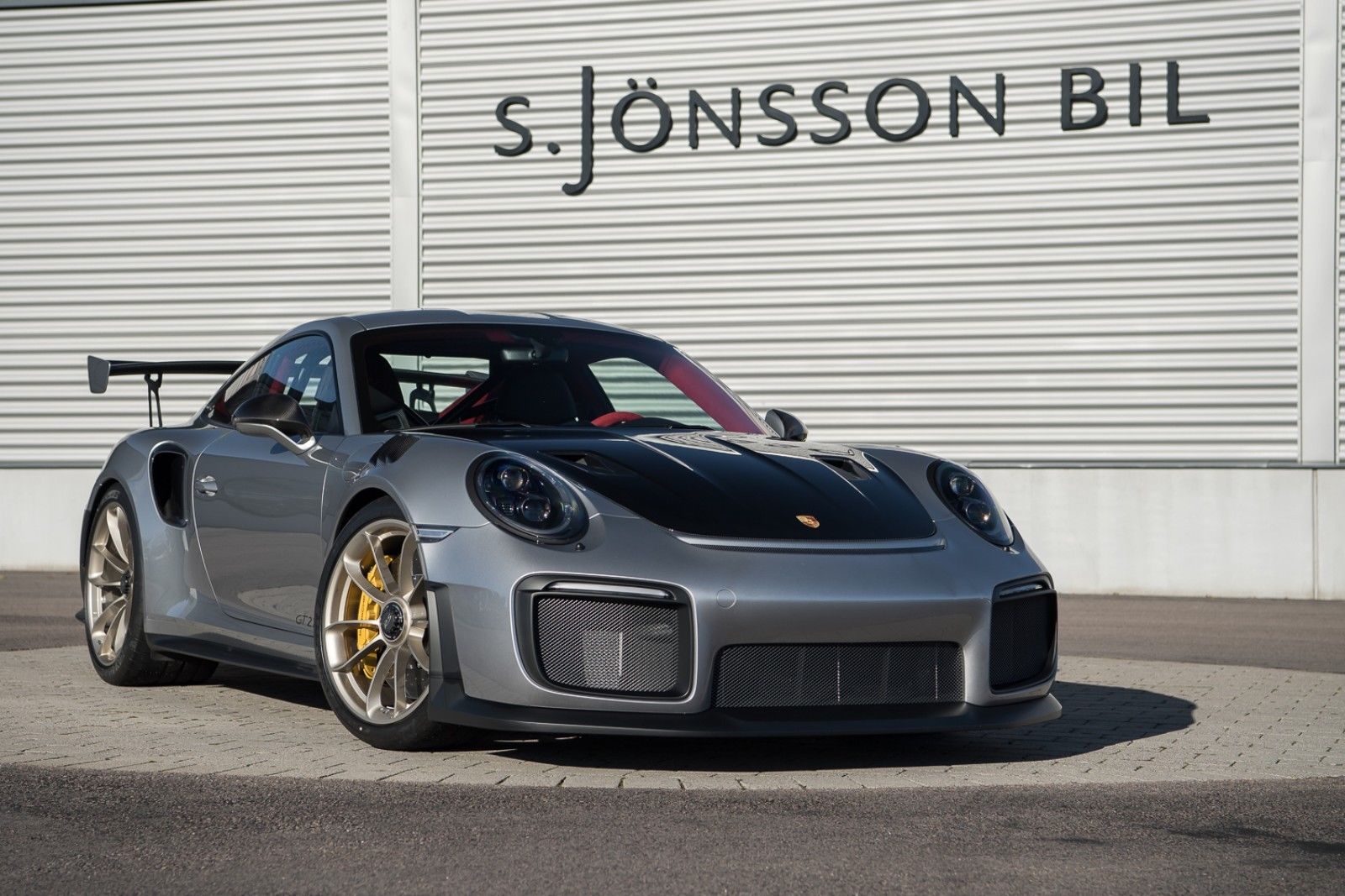 2018 Porsche 911 GT2 RS, 9/10
