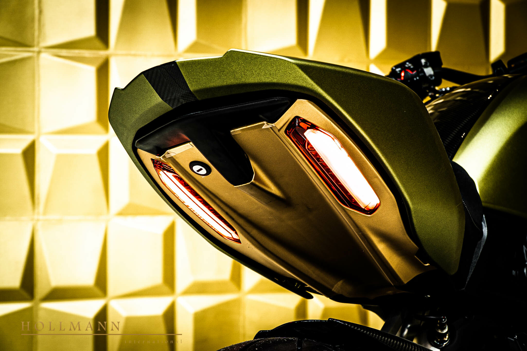 2022 Ducati Diavel 1260 Lamborghini, 21/22