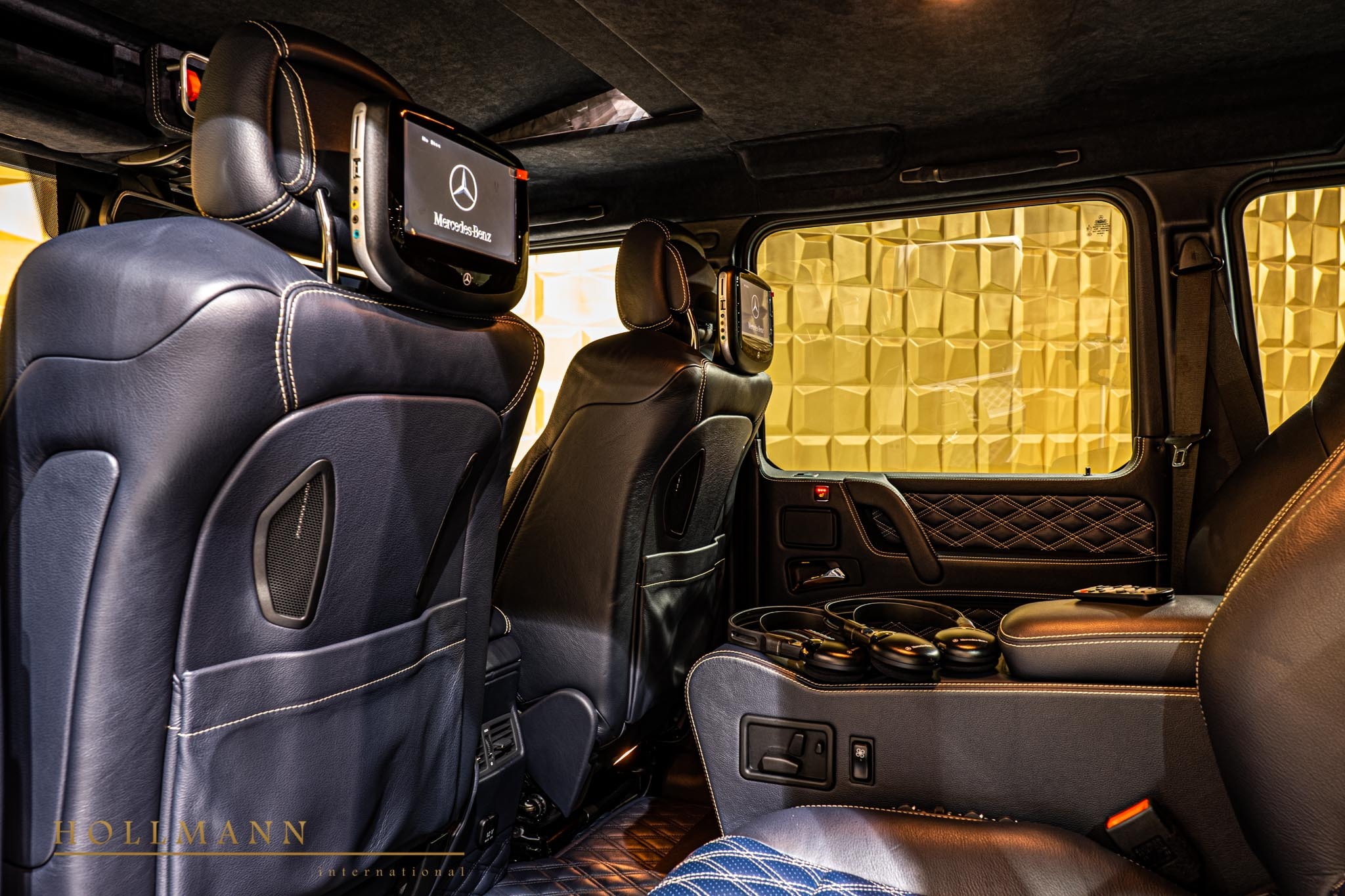 2015 BRABUS G 700 6x6, 5/21
