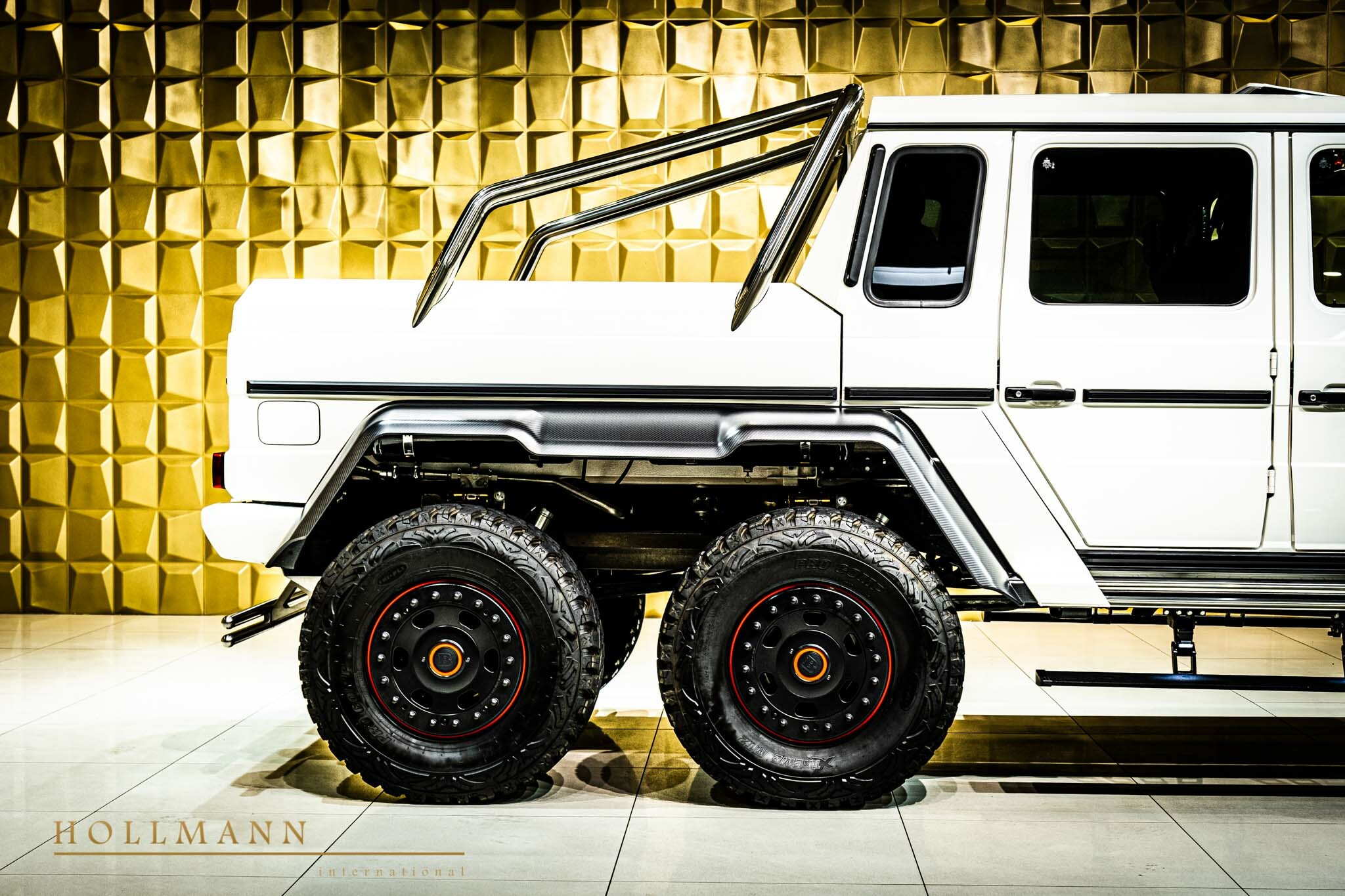 2015 BRABUS G 700 6x6, 10/21