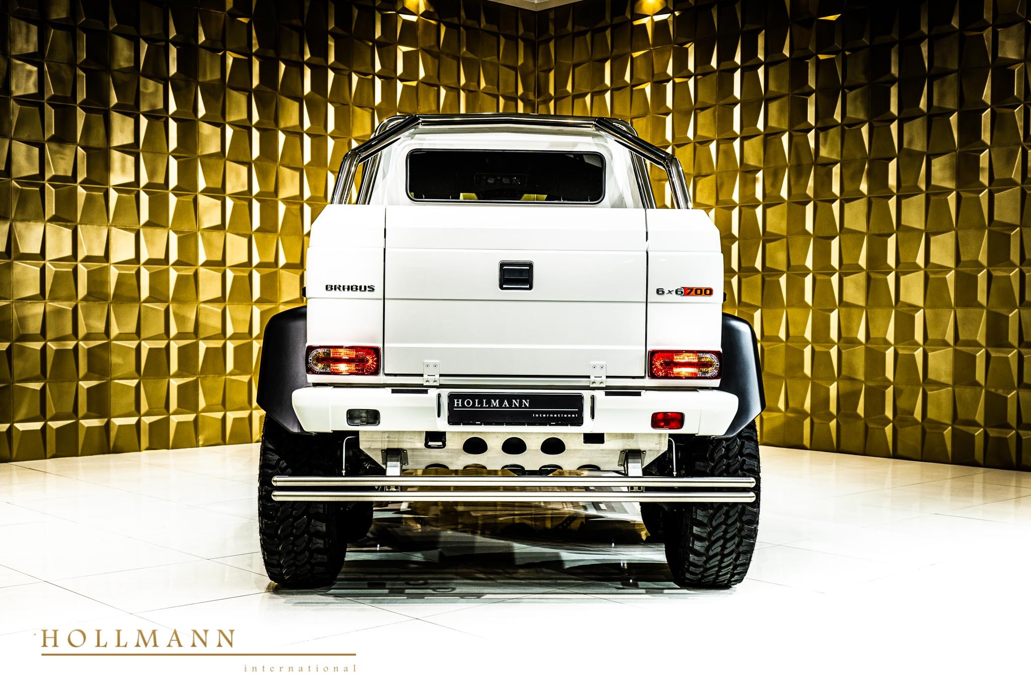 2015 BRABUS G 700 6x6, 15/21