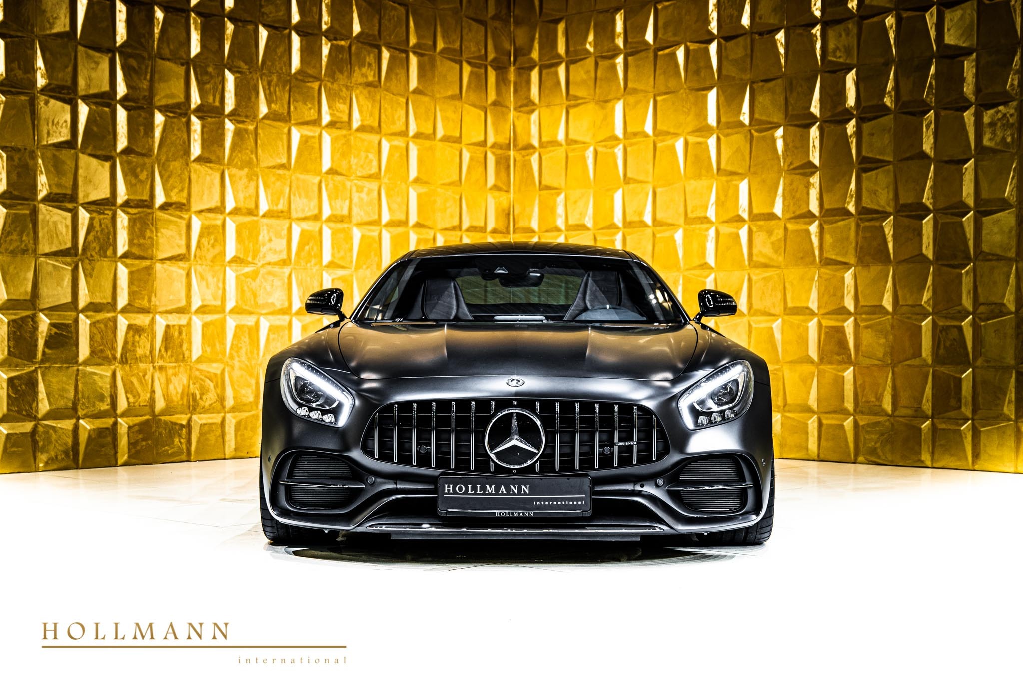 2018 Mercedes-Benz AMG GT C Coupe + Edition 50, 2/20