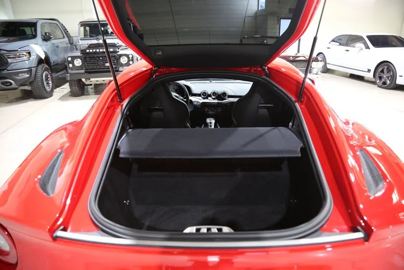2017 Ferrari F12berlinetta trunk