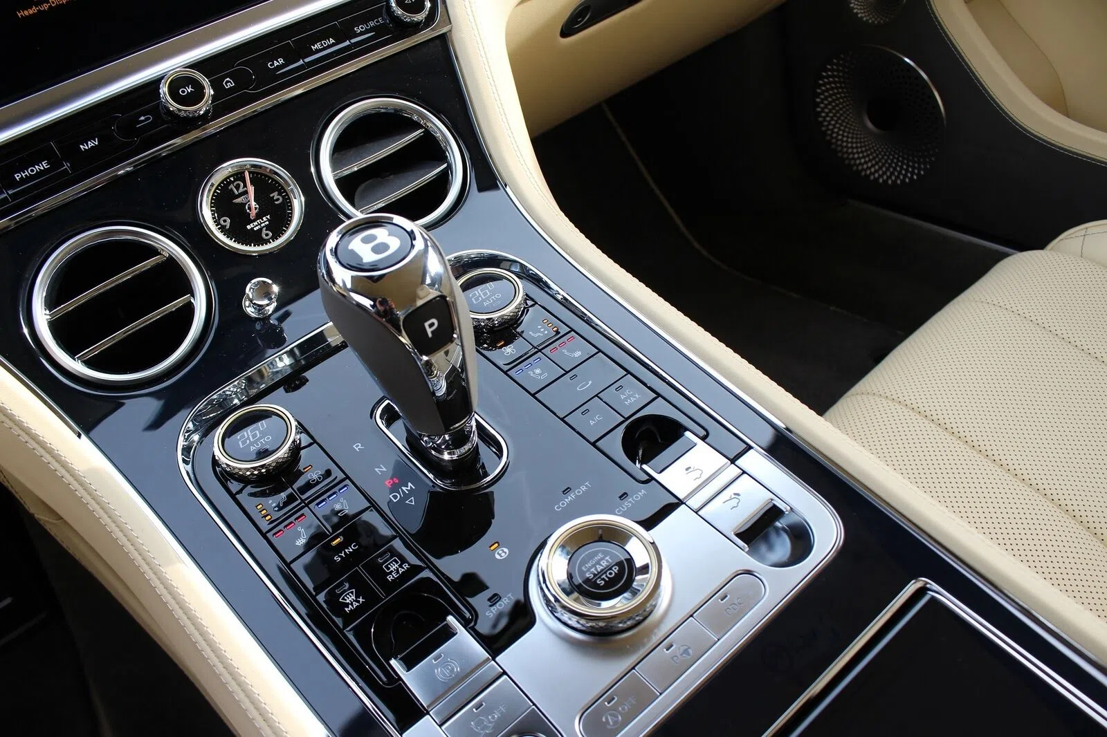 2019 Bentley Continental GT W12 1st Edition interior, center console