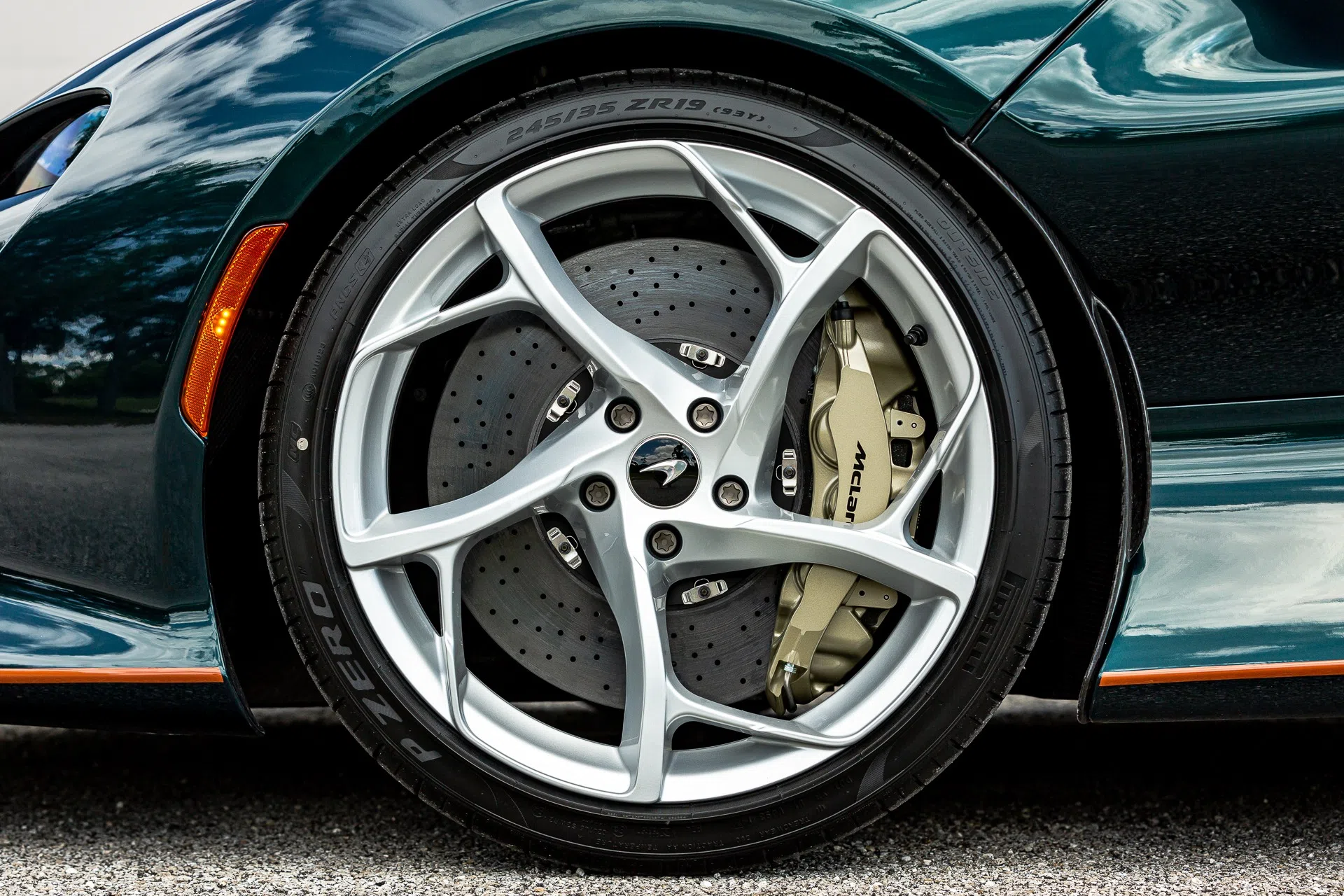 2021 McLaren Elva wheel