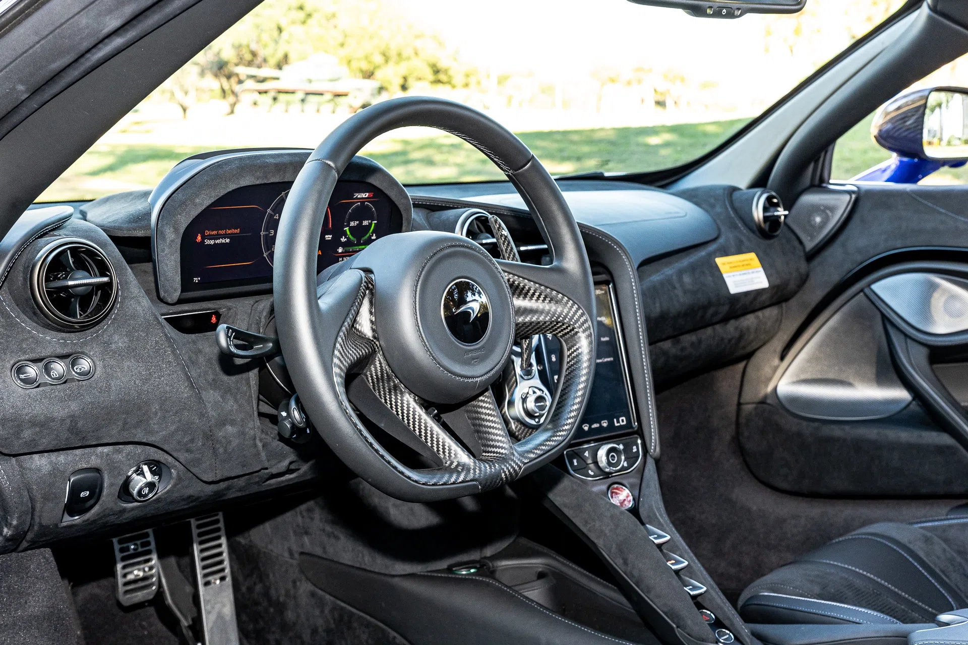 2020 McLaren 720S Spider Performance interior, dashboard, Carbon Black with Jet Black Insert