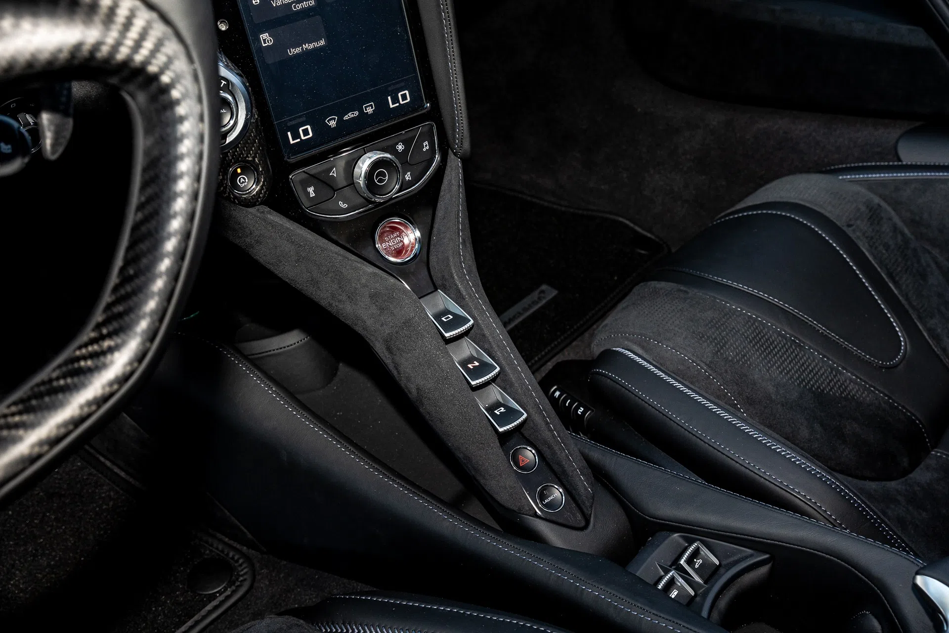 2020 McLaren 720S Spider Performance interior, center console, Carbon Black with Jet Black Insert
