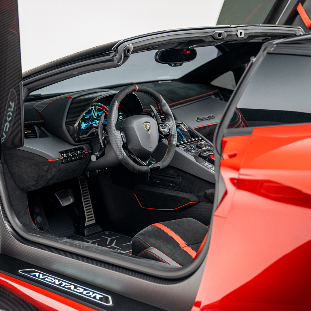 2021 LAMBORGHINI AVENTADOR SVJ ROADSTER, 12/19