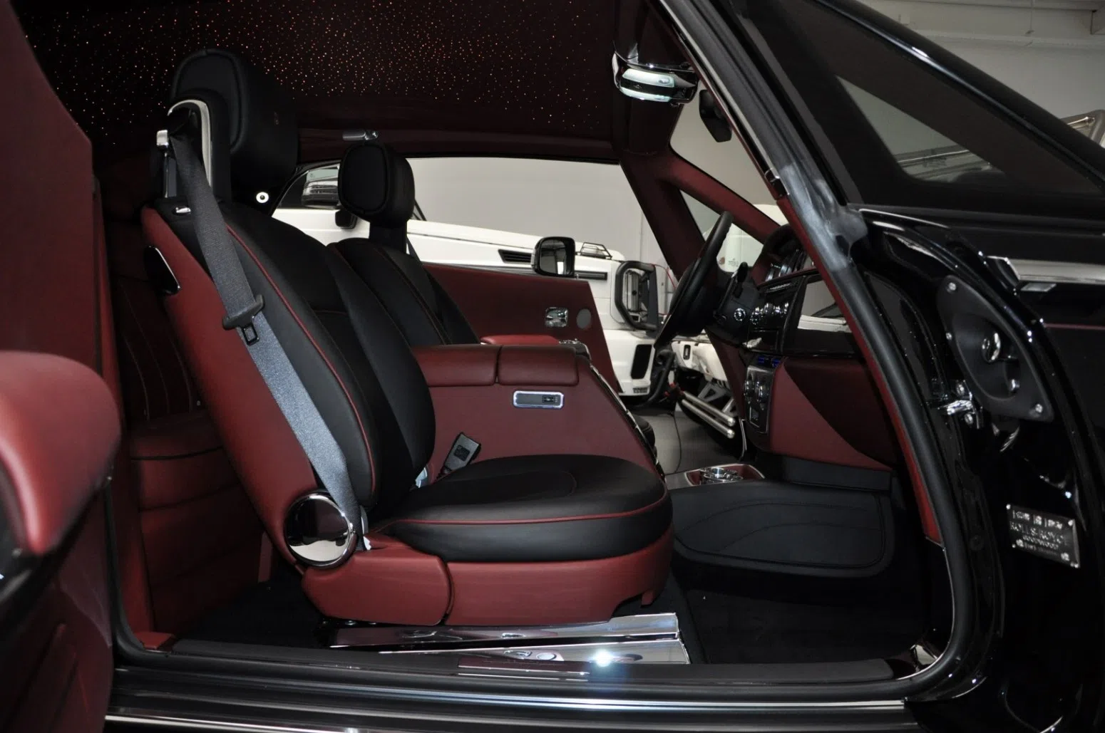 2017 Rolls Royce Phantom Coupe Zenith interior, seats