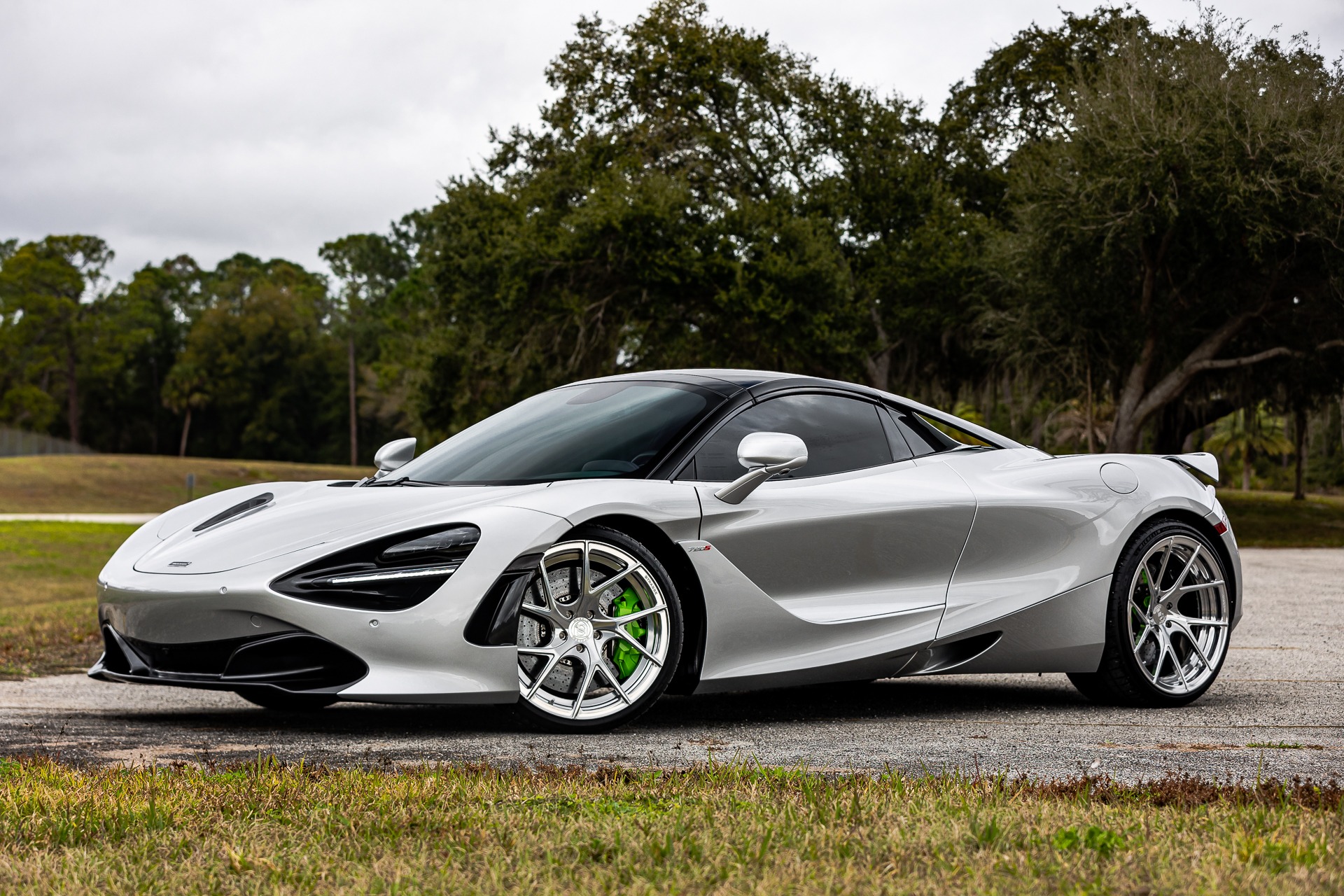 2020 McLaren 720S Spider Luxury