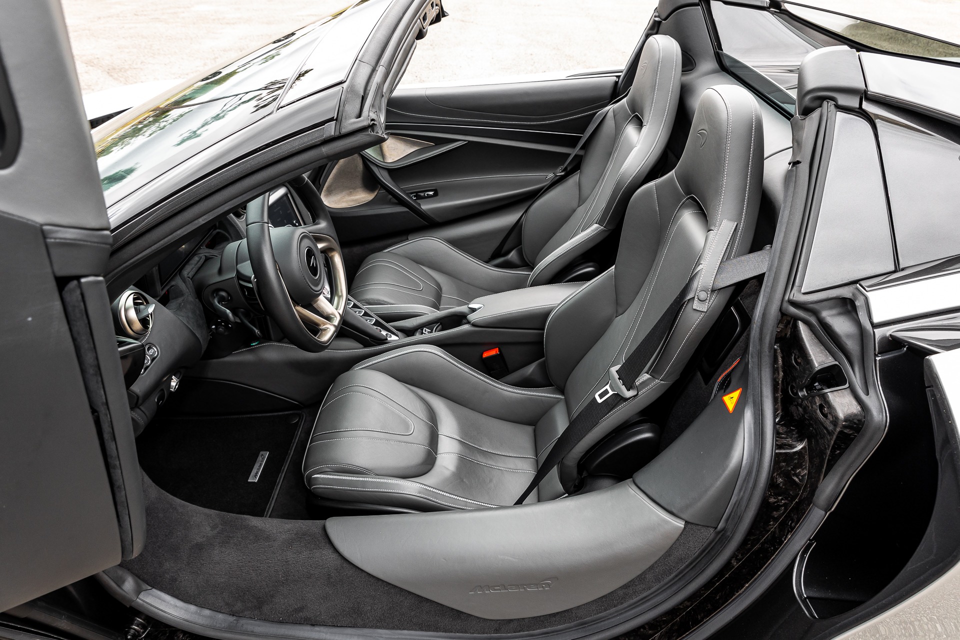 2020 McLaren 720S Spider Luxury, 12/20