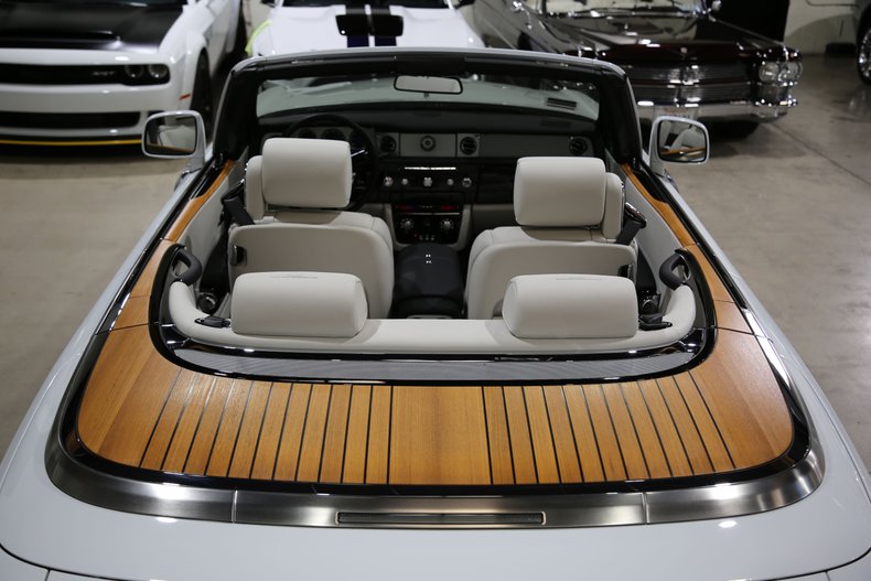 2017 ROLLS-ROYCE PHANTOM DROPHEAD, 10/17