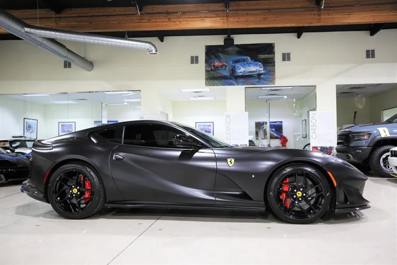 2019 FERRARI 812 SUPERFAST