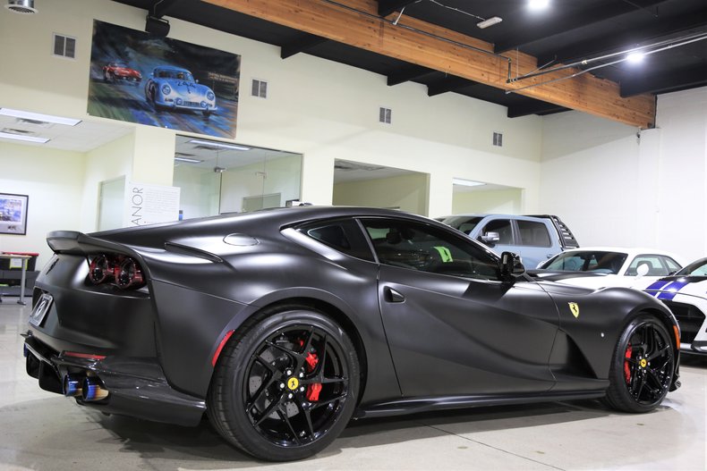 2019 FERRARI 812 SUPERFAST, 2/17