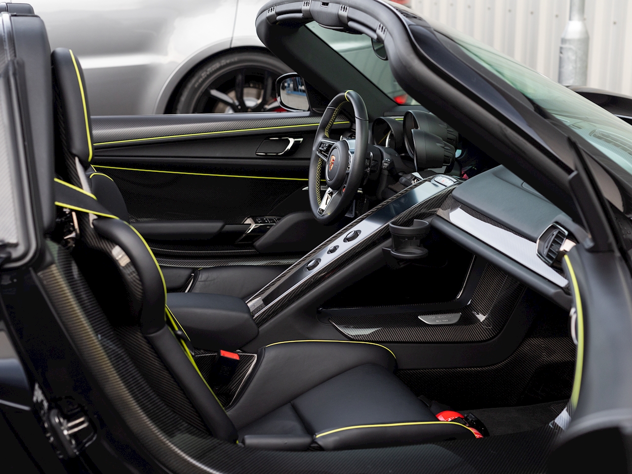 2015 Porsche 918 Spyder, 7/20