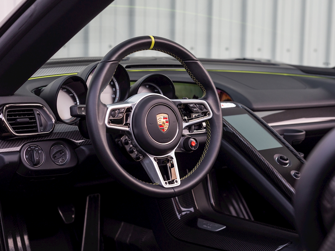 2015 Porsche 918 Spyder, 10/20