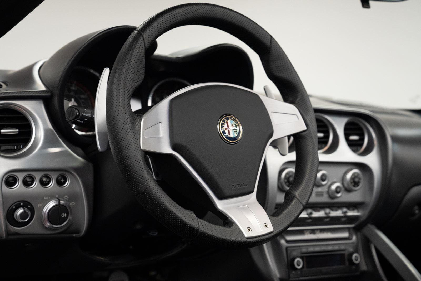 2013 Alfa Romeo 8C Spider, 8/20