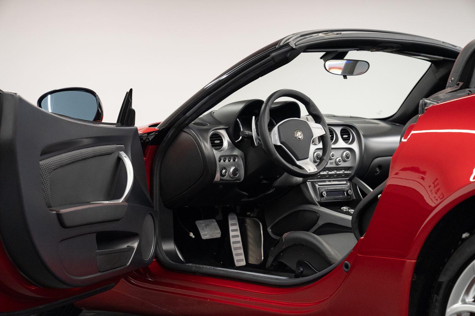 2013 Alfa Romeo 8C Spider, 10/20