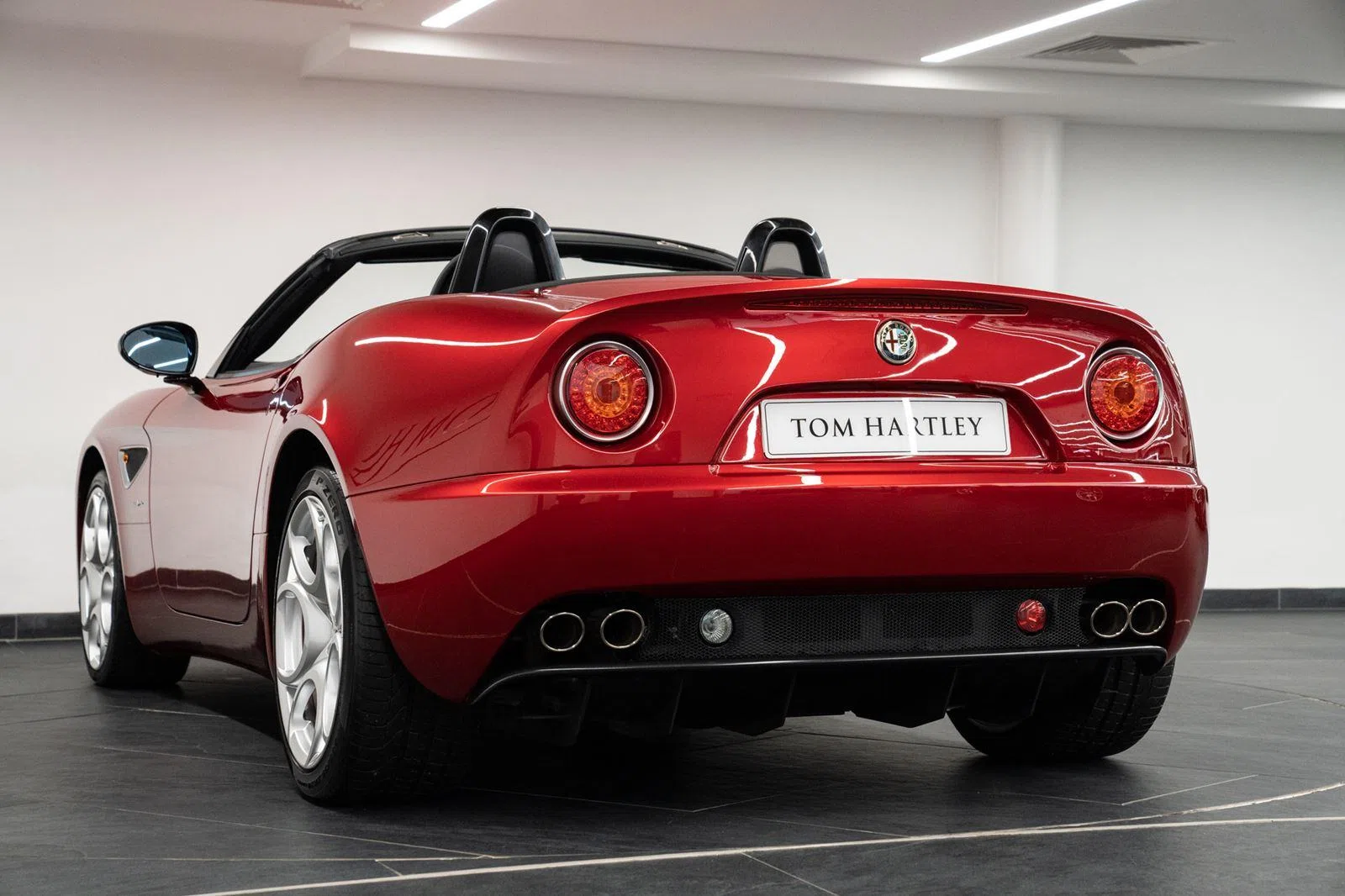 2013 Alfa Romeo 8C Spider for sale, exterior, Rosso Competizione