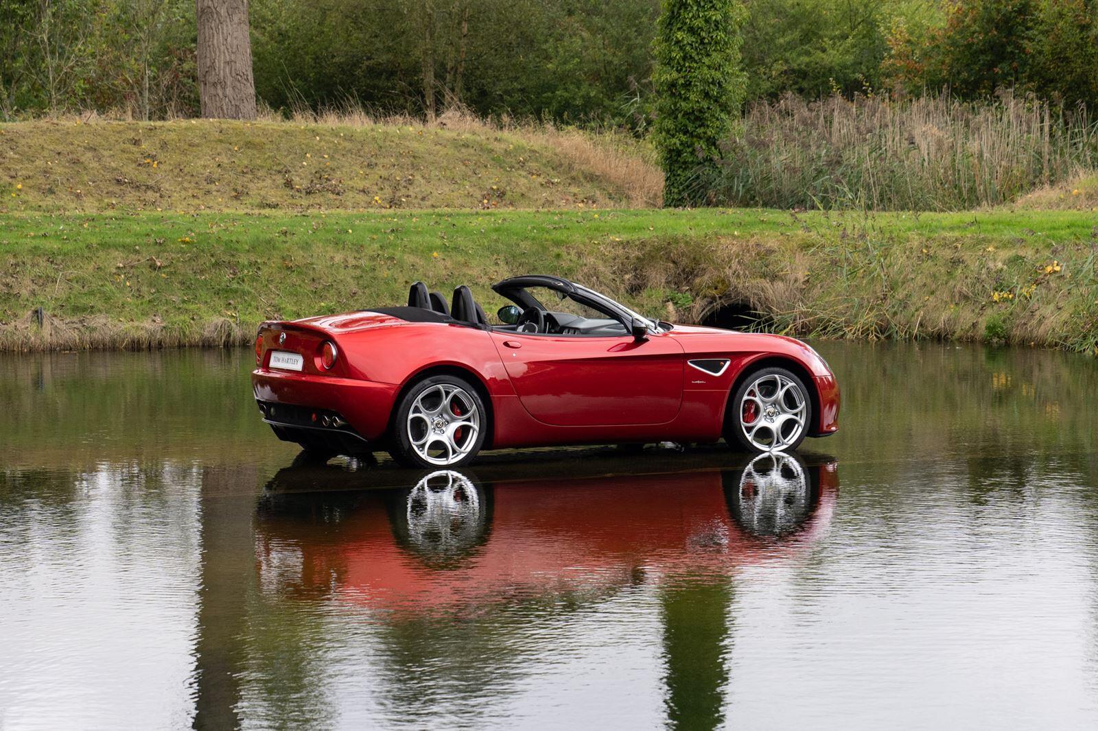 2013 Alfa Romeo 8C Spider, 18/20