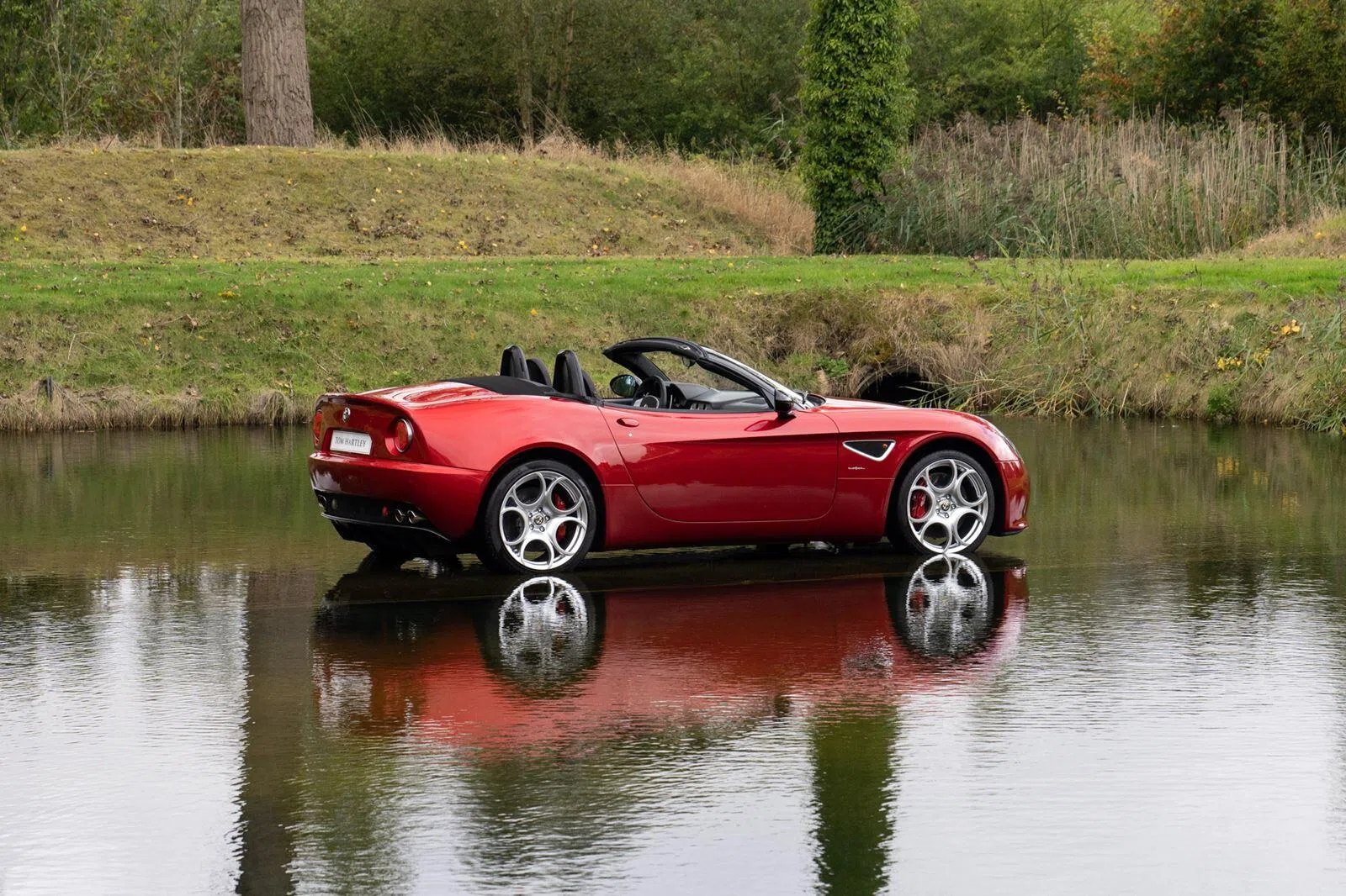 2013 Alfa Romeo 8C Spider for sale, exterior, Rosso Competizione