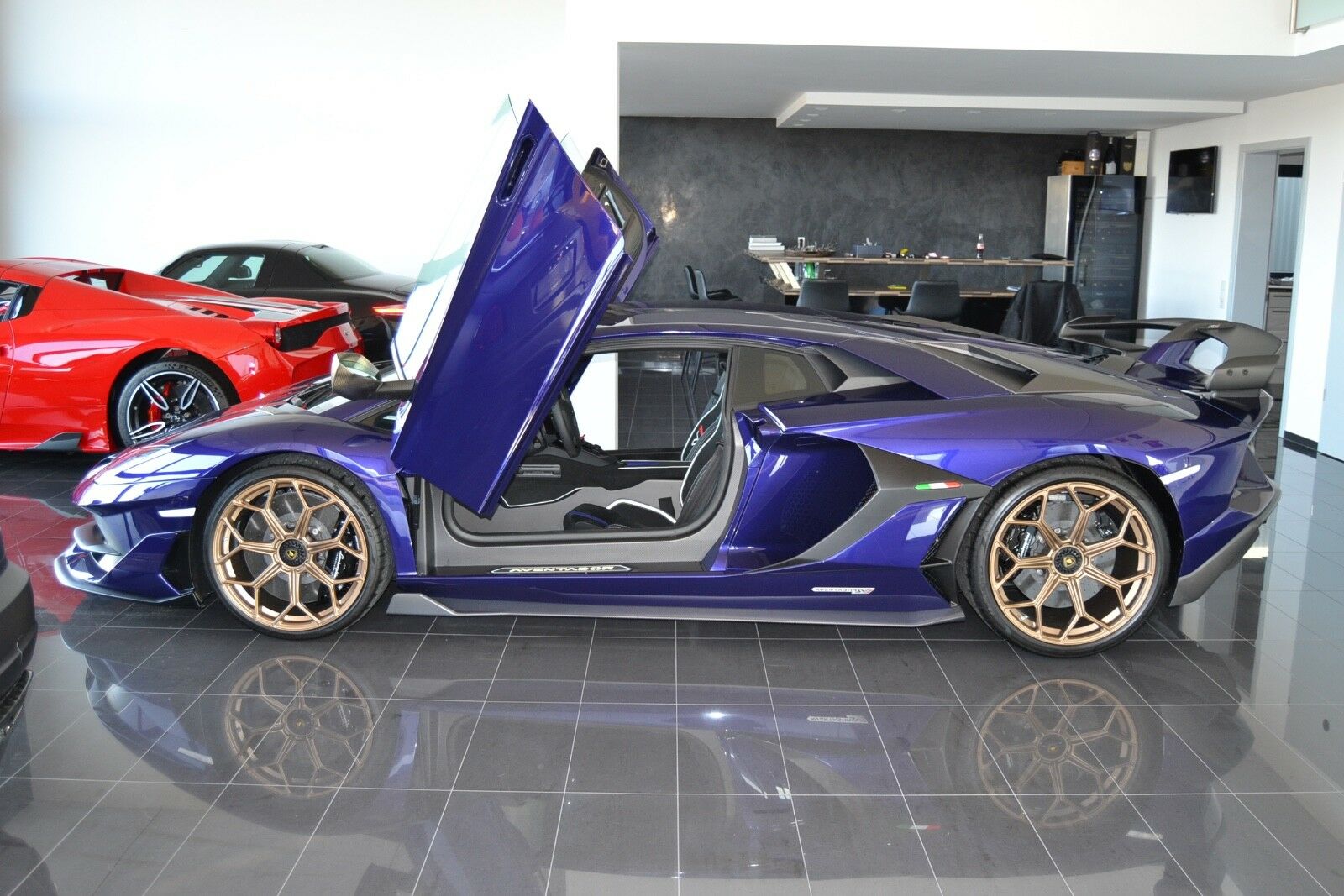 2019 Lamborghini Aventador SVJ, 14/15