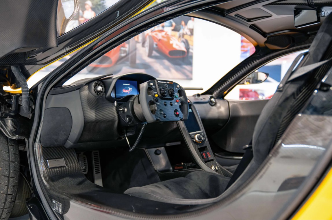 2014 MCLAREN P1 GTR ROAD LEGAL, 8/18