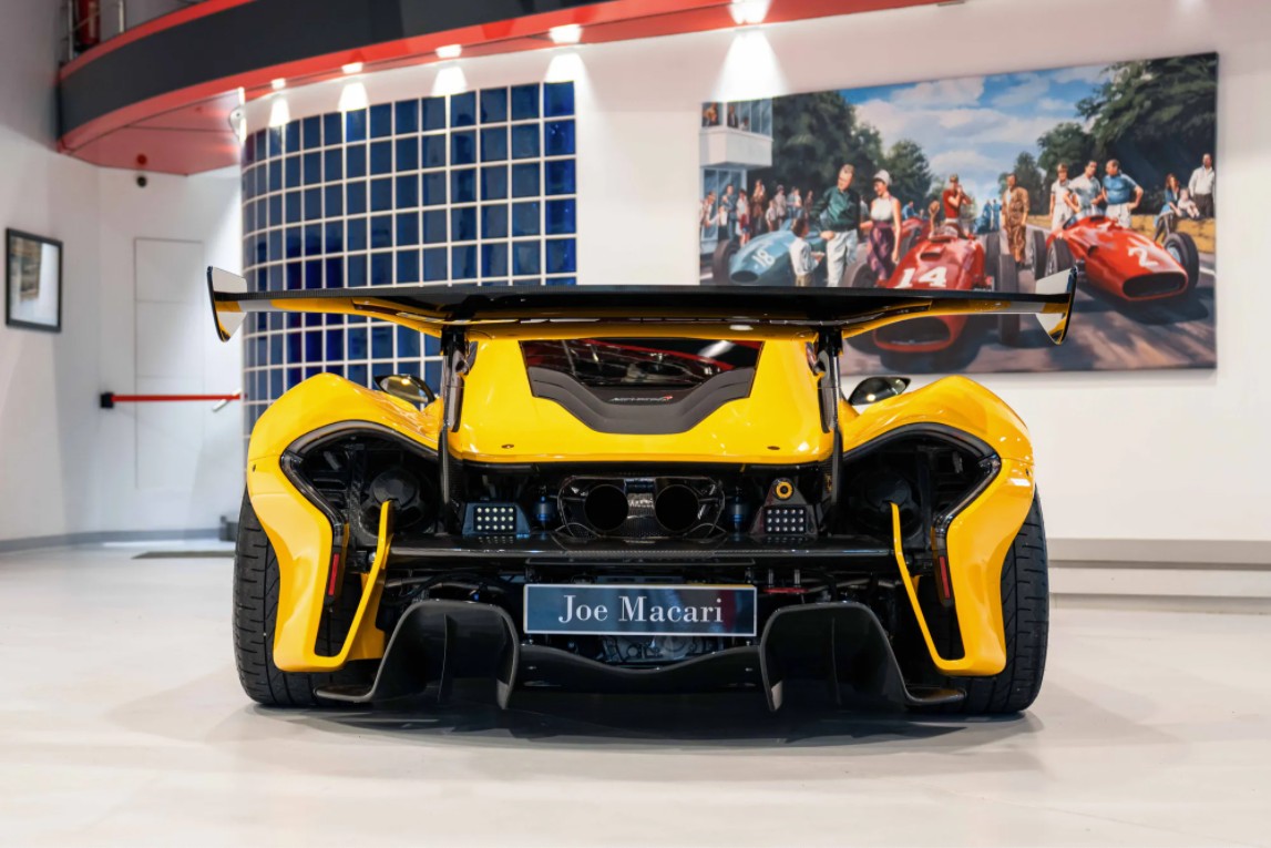 2014 MCLAREN P1 GTR ROAD LEGAL, 13/18