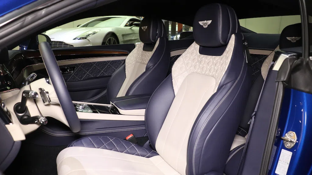 2018 BENTLEY Continental GT – First Edition interior, seats, Blue | Beige