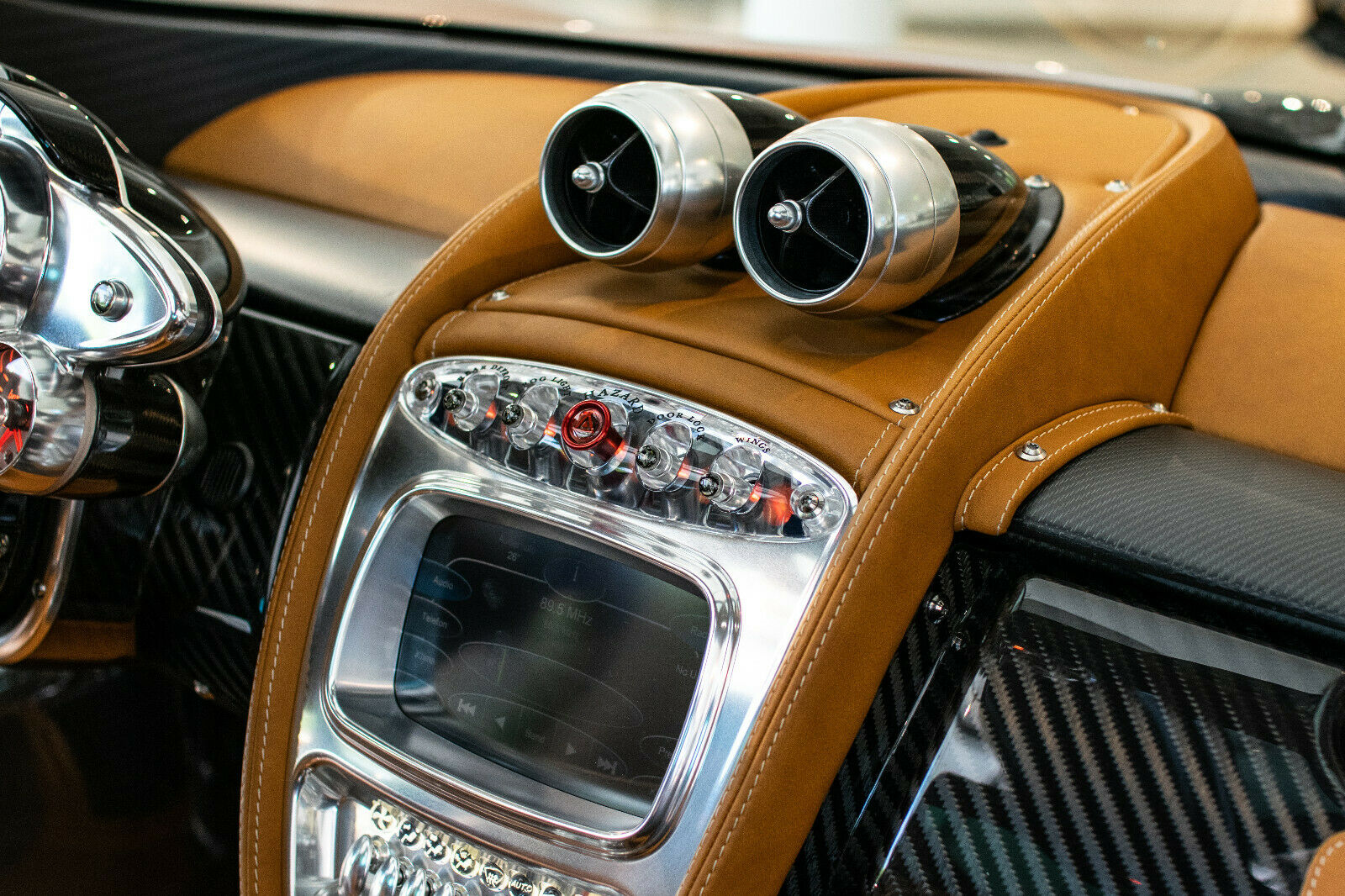 2018 Pagani Huayra, 9/15