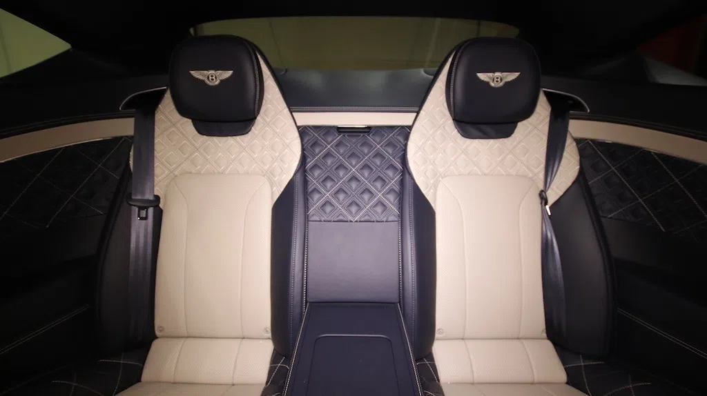 2018 BENTLEY Continental GT – First Edition interior, seats, Blue | Beige