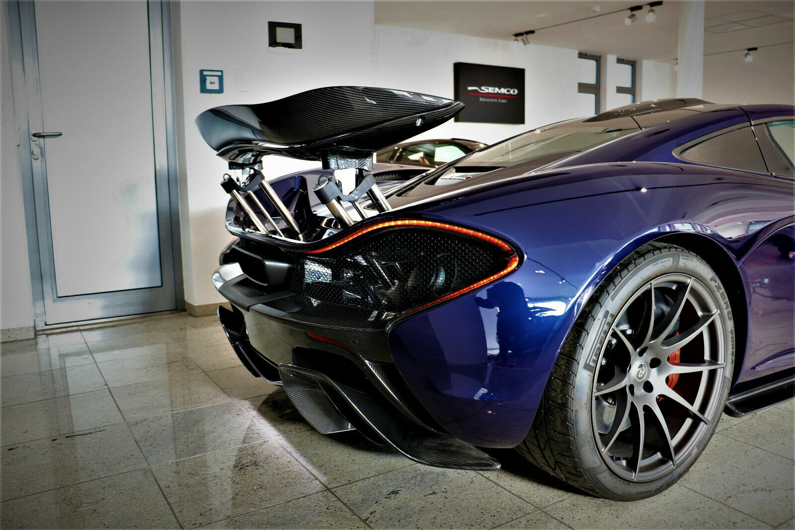 2018 McLaren P1 MSO Mystic Blue, 12/14