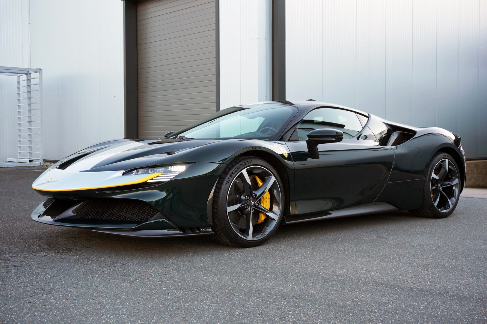 2021 Ferrari SF90 Stradale Assetto Fiorano Package, 2/20