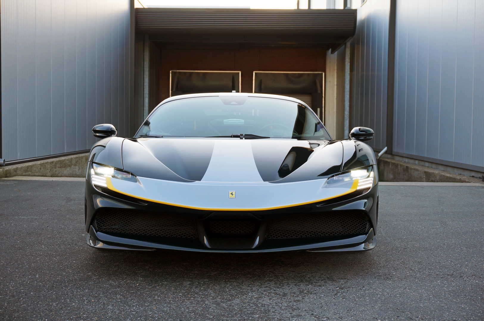 2021 Ferrari SF90 Stradale Assetto Fiorano Package, 9/20